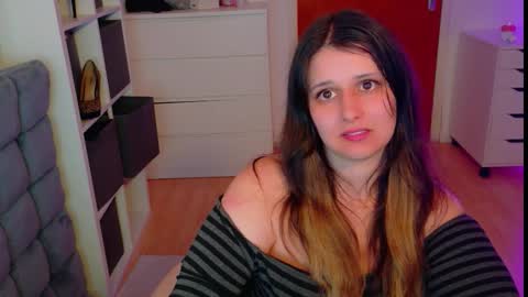 jennasxy19 online show from October 2, 7:52 pm