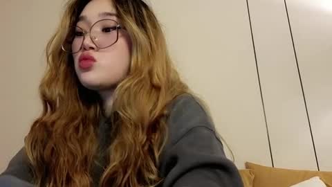 JENNA online show from March 4, 1:28 pm