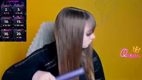 Jennifer online show from February 2, 12:15 pm