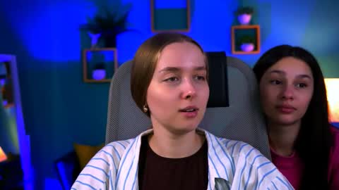 Jennifer online show from September 23, 12:47 pm