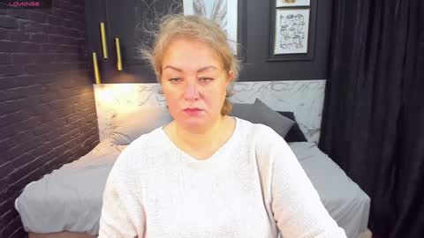 Jennifer online show from January 18, 1:08 pm