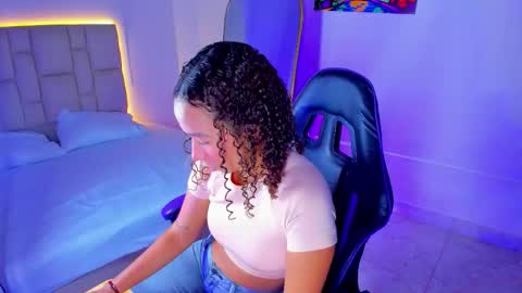 jenny__lawrence online show from November 6, 7:42 pm