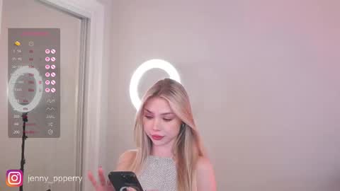 Snapshot of jenny_perry chatting on October 19, 11:40 pm Jenny  Instagram jenny ppperry  NEXT LIVE TUESDAY  online show from October 19, 11:40 pm