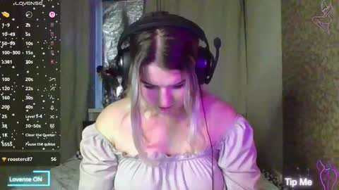 Snapshot of jenny_smitx chatting on October 25, 10:01 am jenny_smitx online show from October 25, 10:01 am