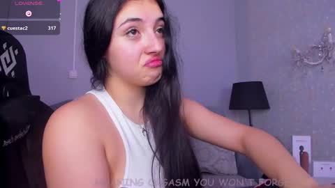 Jenny Ferguson online show from February 3, 7:00 pm