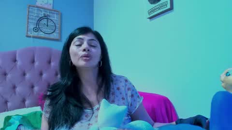 Jenny online show from February 3, 10:43 pm