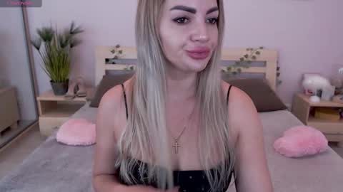 Snapshot of jessabellucci chatting on January 8, 7:03 am Jessa Bellucci online show from January 8, 7:03 am