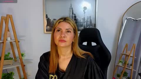 bella  adams online show from October 20, 2:53 pm