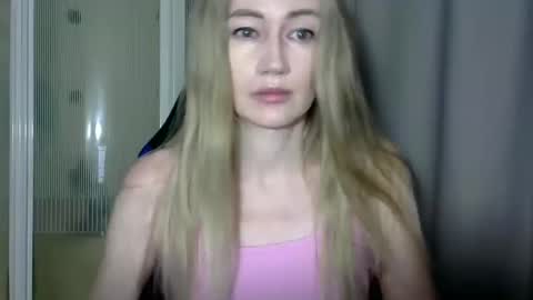 JessFox1 online show from December 30, 10:01 pm