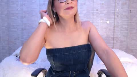 Jessica online show from February 19, 9:02 pm