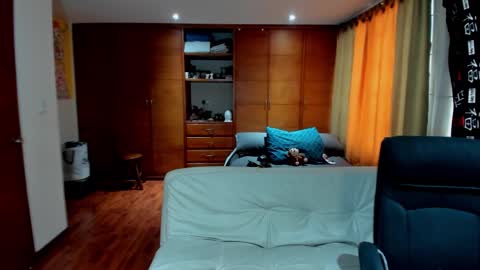 jessica_rabbit777_ online show from January 31, 9:48 pm