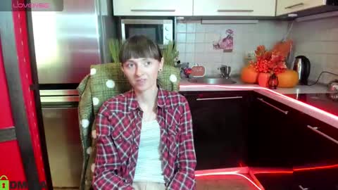 jessicaforris online show from October 8, 7:24 am