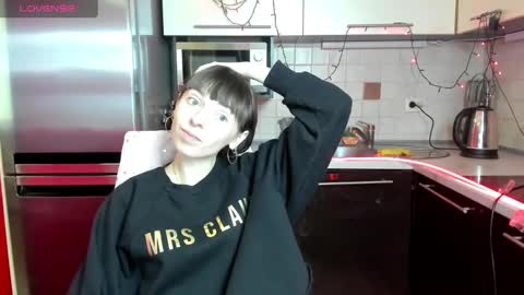 jessicaforris online show from February 7, 7:50 am