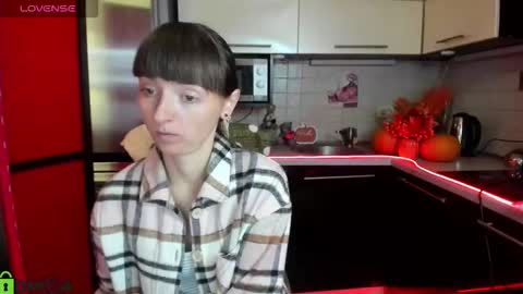 jessicaforris online show from October 3, 7:46 am