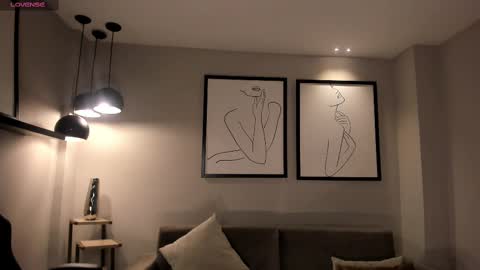 JESS online show from March 3, 10:10 am