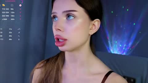 jessie_johns online show from May 6, 5:39 pm