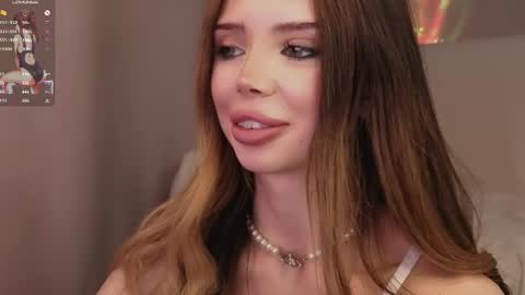 jessie_johns online show from April 4, 6:07 pm