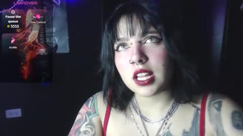 Snapshot of jessie_wild chatting on October 24, 6:53 am jessie_wild online show from October 24, 6:53 am