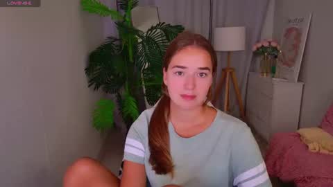 Jessi online show from July 1, 1:32 pm