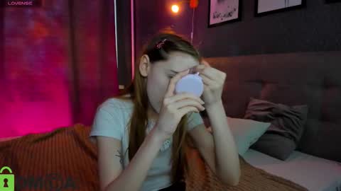 Jessie online show from October 13, 7:33 am