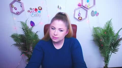 Jess online show from April 10, 7:36 am