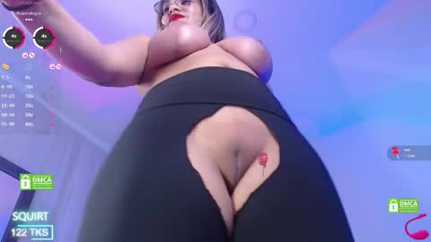 jessiwet online show from October 14, 7:05 pm