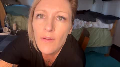 jessjezebella22 online show from December 2, 6:52 pm