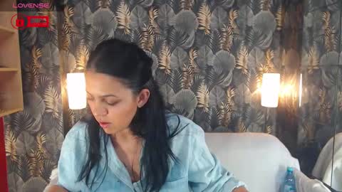 JessTheWicked online show from December 18, 5:21 pm