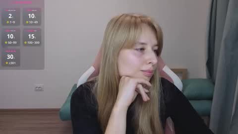 Snapshot of jessy_comely chatting on October 24, 7:21 pm Jessy online show from October 24, 7:21 pm