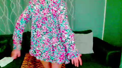 jessy curt online show from September 14, 3:15 am