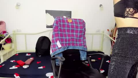 Jessy online show from February 21, 4:37 pm