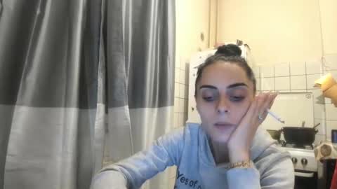 Jessy online show from September 30, 7:19 pm