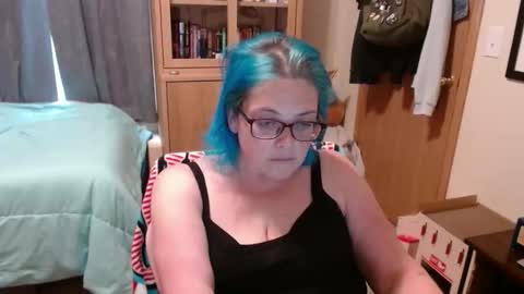 Jez online show from December 3, 3:14 pm