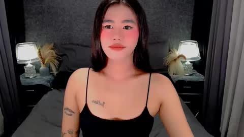 jhuliana_and_charles_room online show from February 7, 3:43 am