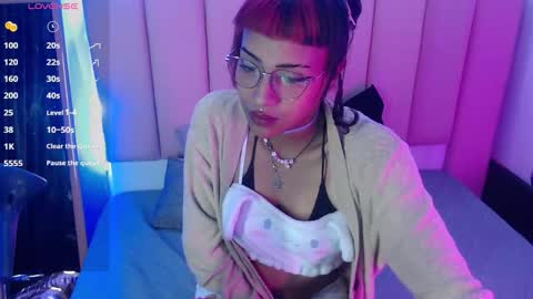 jia1111_ online show from February 23, 3:55 pm