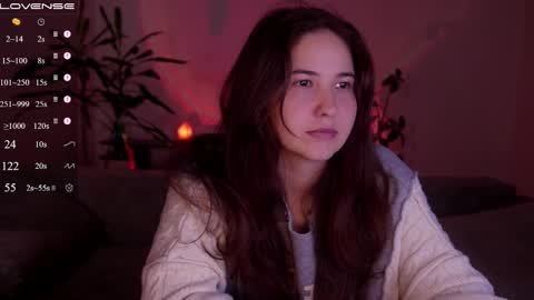 jia_lisaa online show from October 13, 1:14 pm