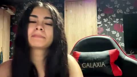 jidiamond online show from November 15, 11:06 pm