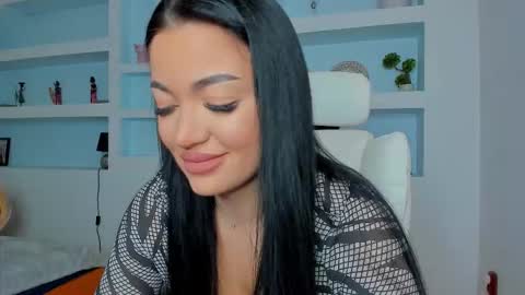 Juliee online show from November 1, 8:13 pm