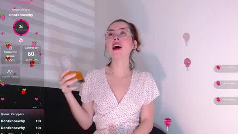 Snapshot of joan_didion chatting on December 29, 4:48 am Joan Didion online show from December 29, 4:48 am