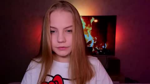 Snapshot of jodiewithgreen chatting on September 17, 7:34 pm Jodie 3 returning TODAY online show from September 17, 7:34 pm