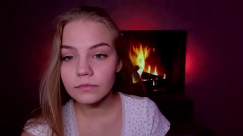 Snapshot of jodiewithgreen chatting on September 19, 8:41 pm Jodie 3 returning TODAY online show from September 19, 8:41 pm