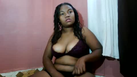 joenah012 online show from July 5, 5:46 am