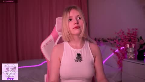 Paula online show from February 22, 11:05 pm