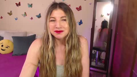 Jolie Mature online show from March 9, 7:59 pm