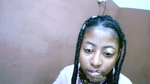 Snapshot of joliekah27 chatting on February 28, 5:37 am joliekah27 online show from February 28, 5:37 am