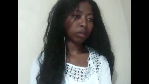 joliekah27 online show from March 10, 6:45 pm