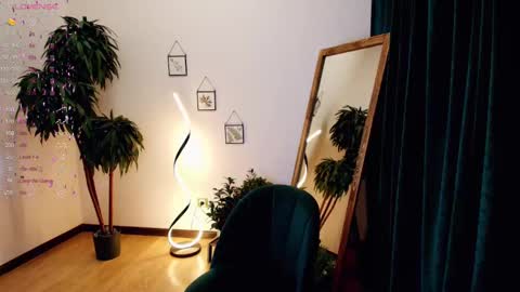 Polly  online show from February 27, 10:20 pm