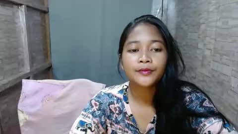 jonna2568 online show from October 8, 12:42 pm