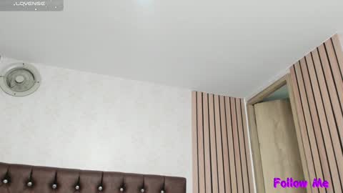 Katalina online show from December 28, 5:57 pm