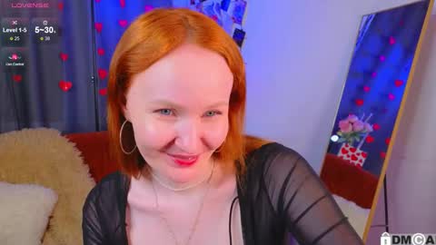 joyce_jones online show from March 6, 7:10 pm